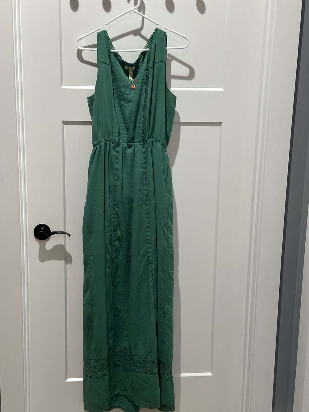 Matilda Jane Women's Green Sleeveless Maxi Dress Size M